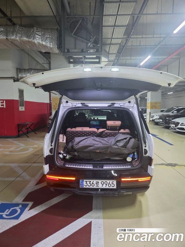 Hyundai Santa Fe 2024 — Şəkil 8/11