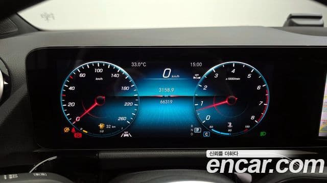 Mercedes-Benz GLA-Class 2021 — Фото 8/20