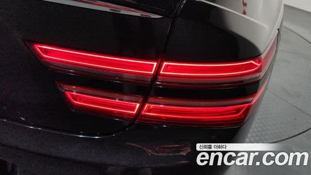 Genesis G80 2020 — Şəkil 13/30