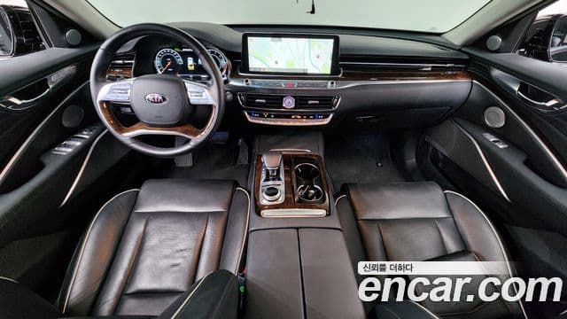 Kia The K9 2018 — ფოტო 7/20
