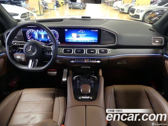 Mercedes-Benz GLS-Class 2025 — Photo 4/20