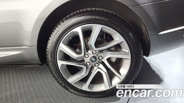 Land Rover Range Rover Sport 2019 — Photo 38/38
