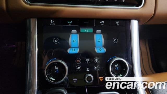 Land Rover Range Rover Sport 2019 — Photo 2/38