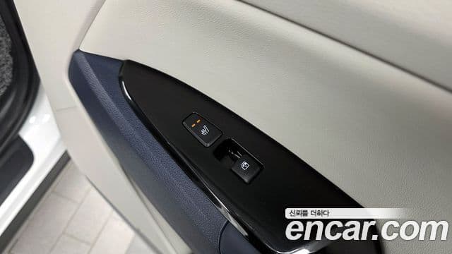 Kia Sportage 2021 — Фото 18/20