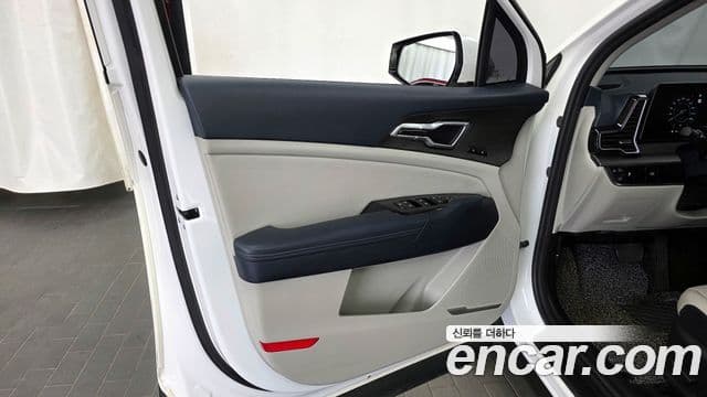 Kia Sportage 2021 — Şəkil 9/34