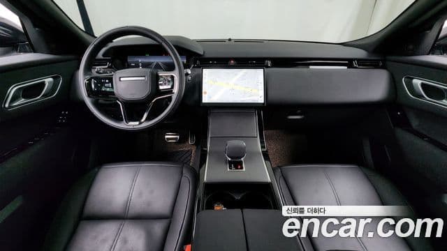 Land Rover Range Rover Velar 2025 — ფოტო 7/20