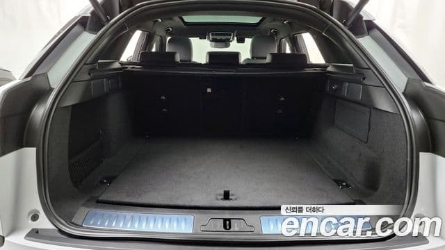 Land Rover Range Rover Velar 2025 — ფოტო 20/20