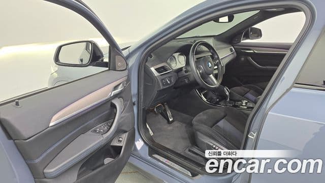 BMW X2 2022 — ფოტო 10/20