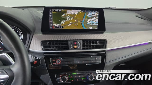 BMW X2 2022 — ფოტო 12/20