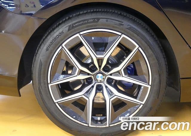 BMW 5 Series 2024 — ფოტო 4/20