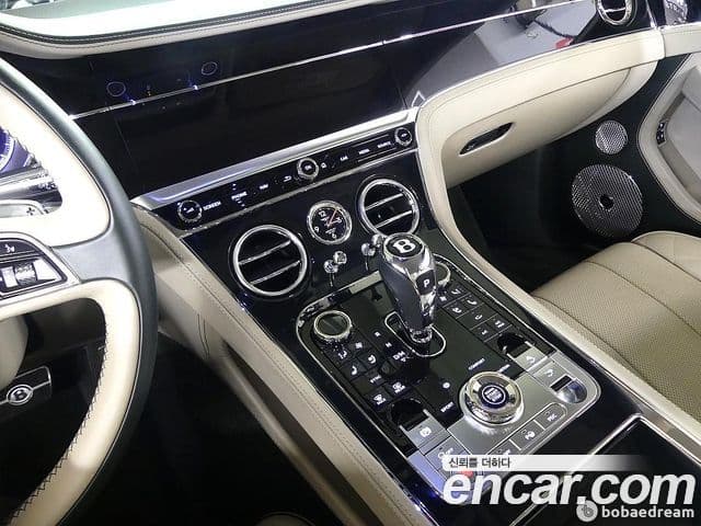 Bentley Continental GT 2019 — фото 14 из 20