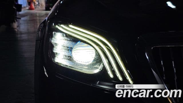 Mercedes-Benz S-Class 2019 — Şəkil 30/40