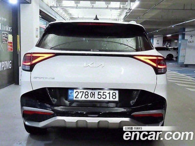 Kia Sportage 2023 — ფოტო 5/20