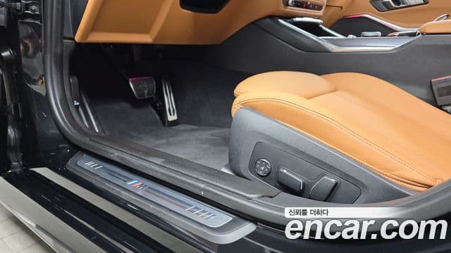 BMW 3 Series 2025 — Photo 12/33