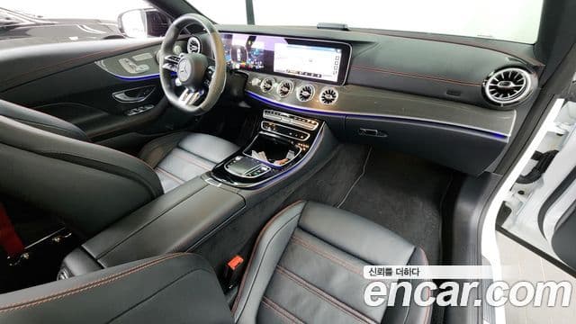 Mercedes-Benz E-Class 2023 — Şəkil 32/32
