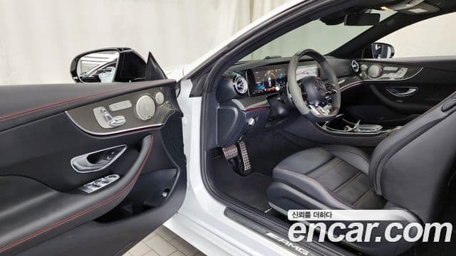 Mercedes-Benz E-Class 2023 — Şəkil 18/32