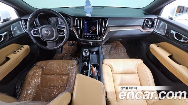 Volvo S60 2021 — Şəkil 7/20