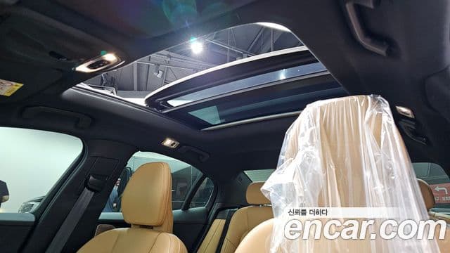 Volvo S60 2021 — Şəkil 16/20