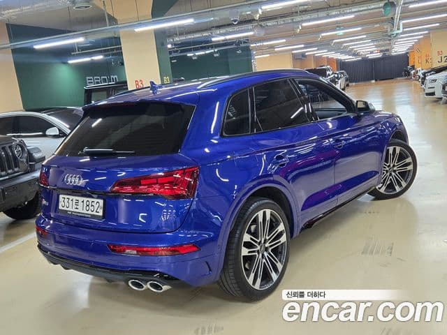 Audi SQ5 2022 — ფოტო 16/20