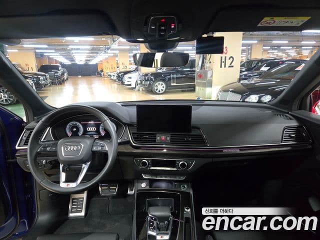 Audi SQ5 2022 — ფოტო 13/20