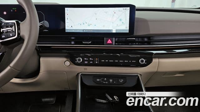 Kia Carnival 2023 — Şəkil 14/20