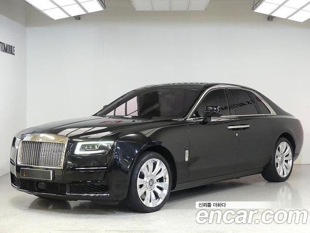 Rolls-Royce Ghost 2021 — Photo 1/20