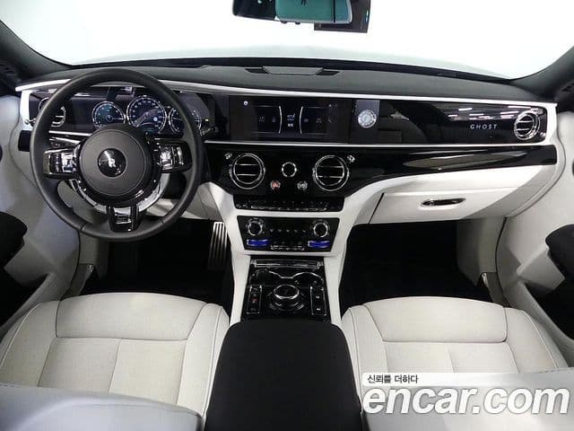 Rolls-Royce Ghost 2021 — Photo 5/20
