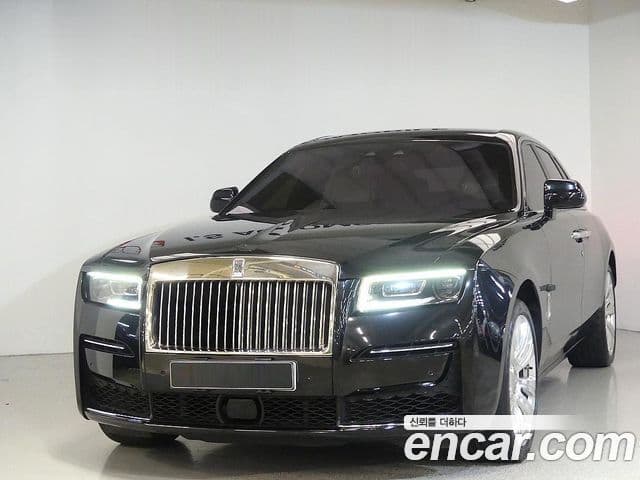 Rolls-Royce Ghost 2021 — Photo 7/20