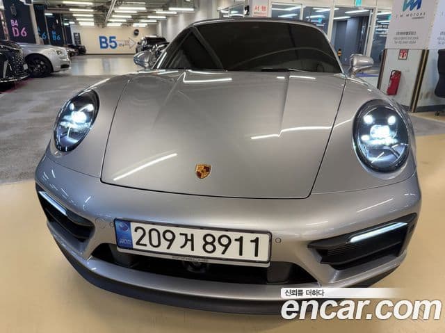 Porsche 911 2022 — ფოტო 3/19