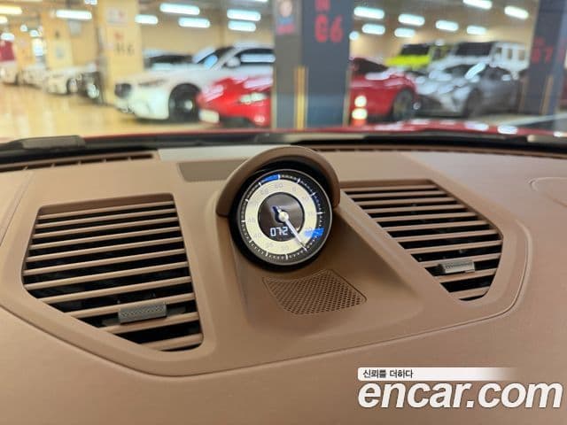 Porsche 911 2022 — ფოტო 15/19