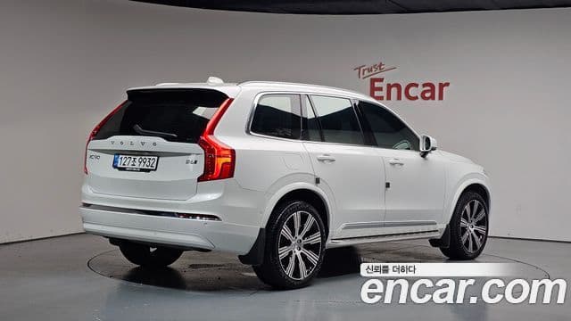Volvo XC90 2025 — Фото 2/20