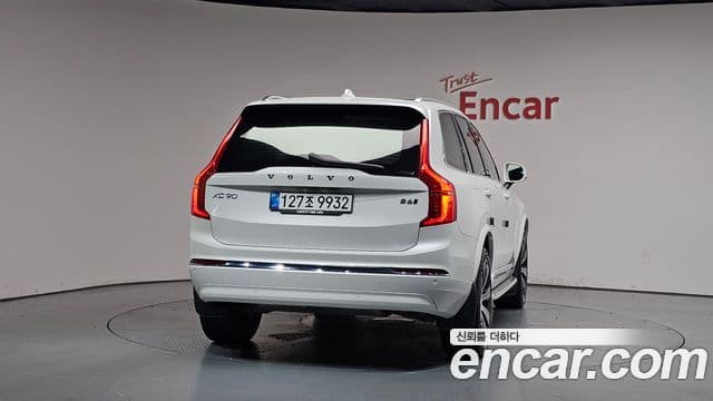Volvo XC90 2025 — Фото 4/20