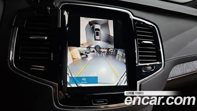 Volvo XC90 2025 — Фото 16/20