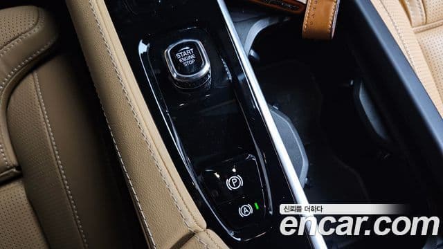 Volvo XC90 2025 — Photo 29/39