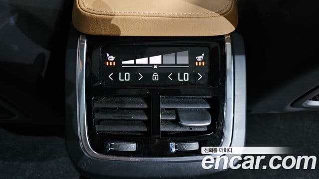 Volvo XC90 2025 — Photo 3/39