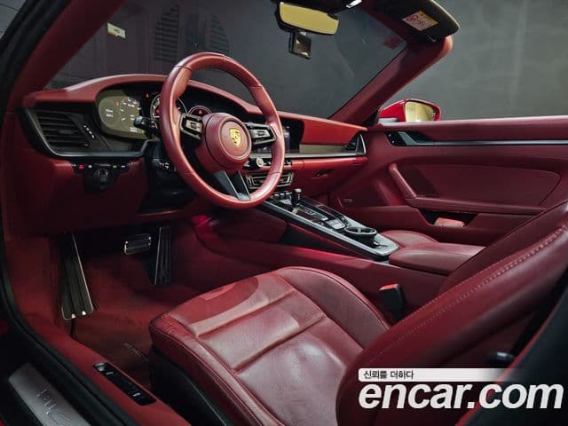 Porsche 911 2021 — Şəkil 9/20