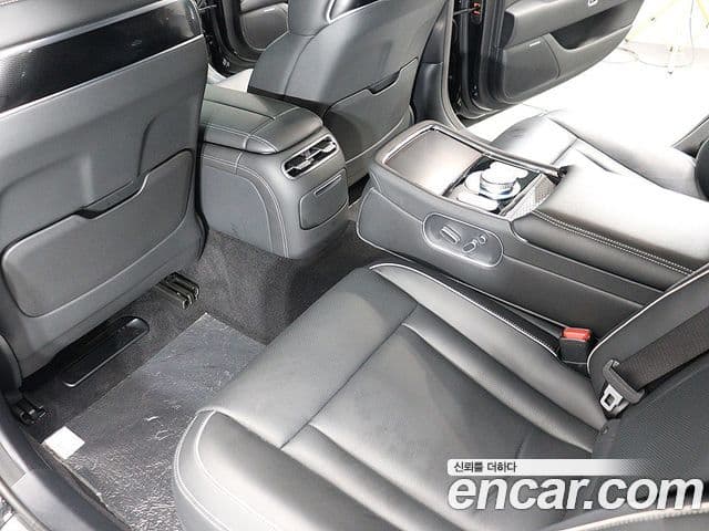 Genesis G90 2023 — Şəkil 10/20