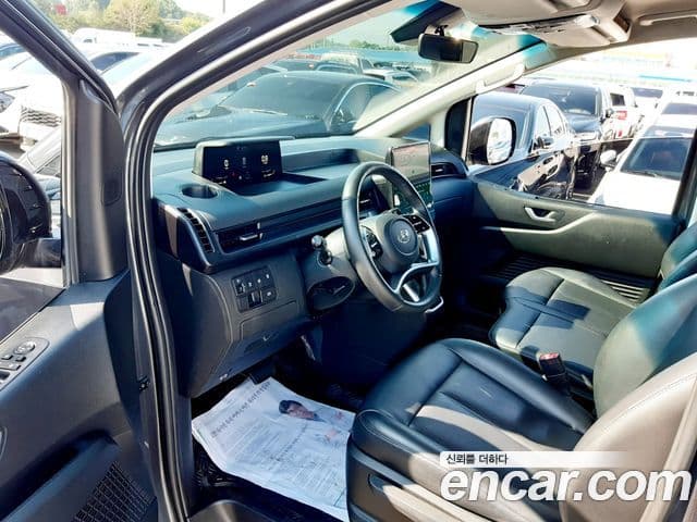 Hyundai Staria 2023 — Şəkil 6/15