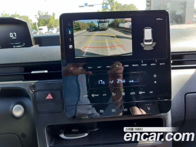 Hyundai Staria 2023 — Şəkil 8/15