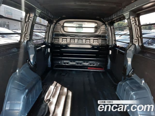 Hyundai Staria 2023 — Şəkil 14/15