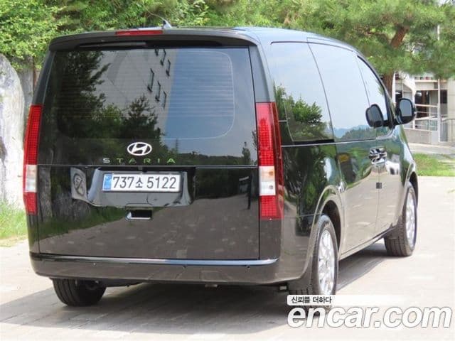 Hyundai Staria 2026 — ფოტო 2/20