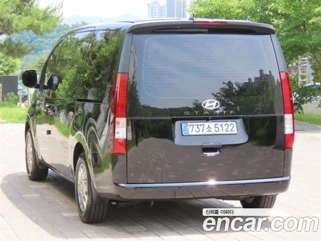 Hyundai Staria 2026 — ფოტო 3/20