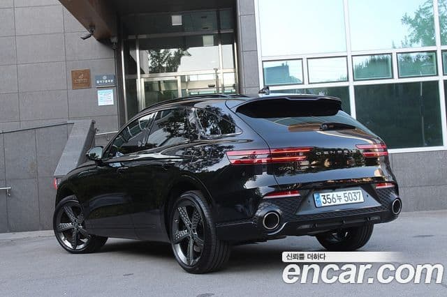 Genesis GV70 2023 — фото 4 из 20