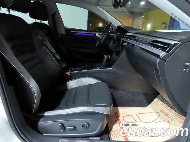 Volkswagen Arteon 2022 — Şəkil 8/20