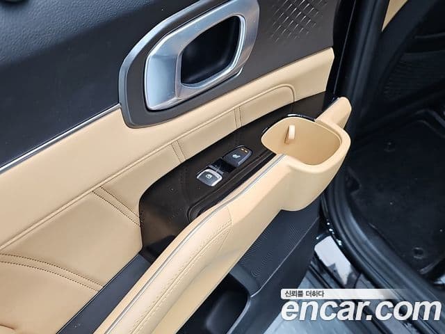 Kia Sorento 2020 — ფოტო 13/18