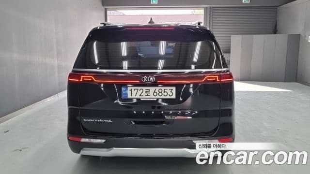 Kia Carnival 2020 — ფოტო 4/17