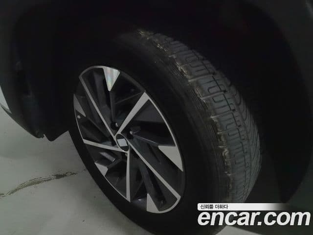 Hyundai The New Tucson 2023 — ფოტო 4/18