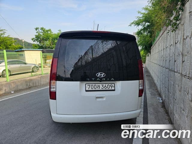 Hyundai Staria 2021 — Şəkil 13/20