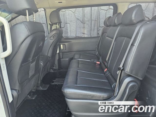 Hyundai Staria 2021 — Şəkil 19/20