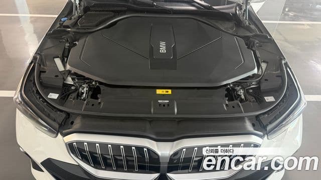 BMW i5 2025 — ფოტო 18/20
